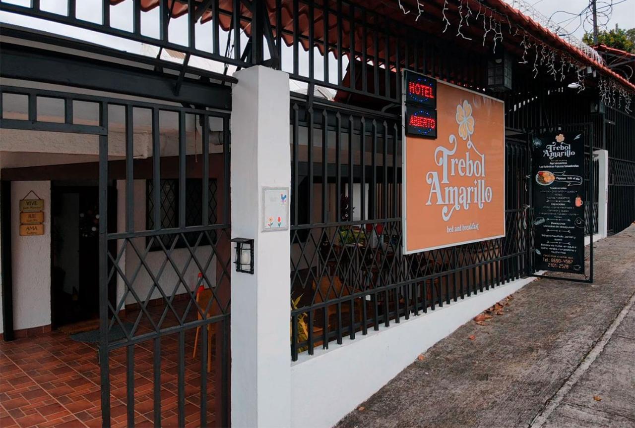 Trebol Amarillo Bed & Breakfast Эскасу Экстерьер фото