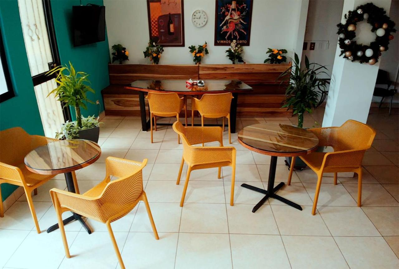 Trebol Amarillo Bed & Breakfast Эскасу Экстерьер фото