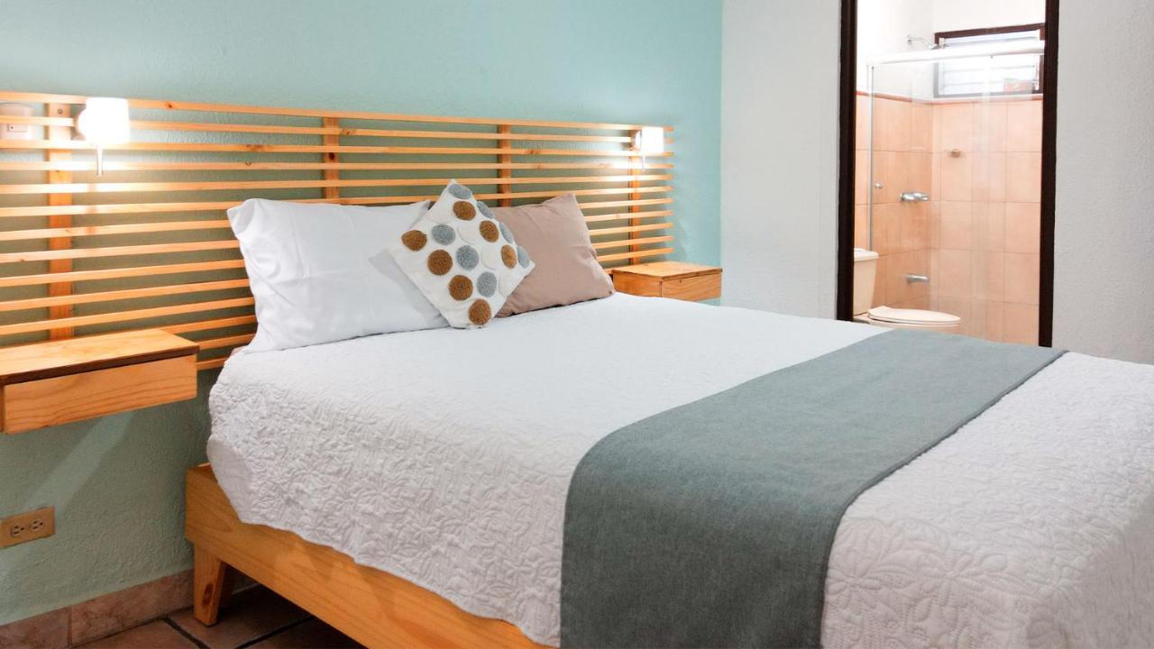 Trebol Amarillo Bed & Breakfast Эскасу Экстерьер фото