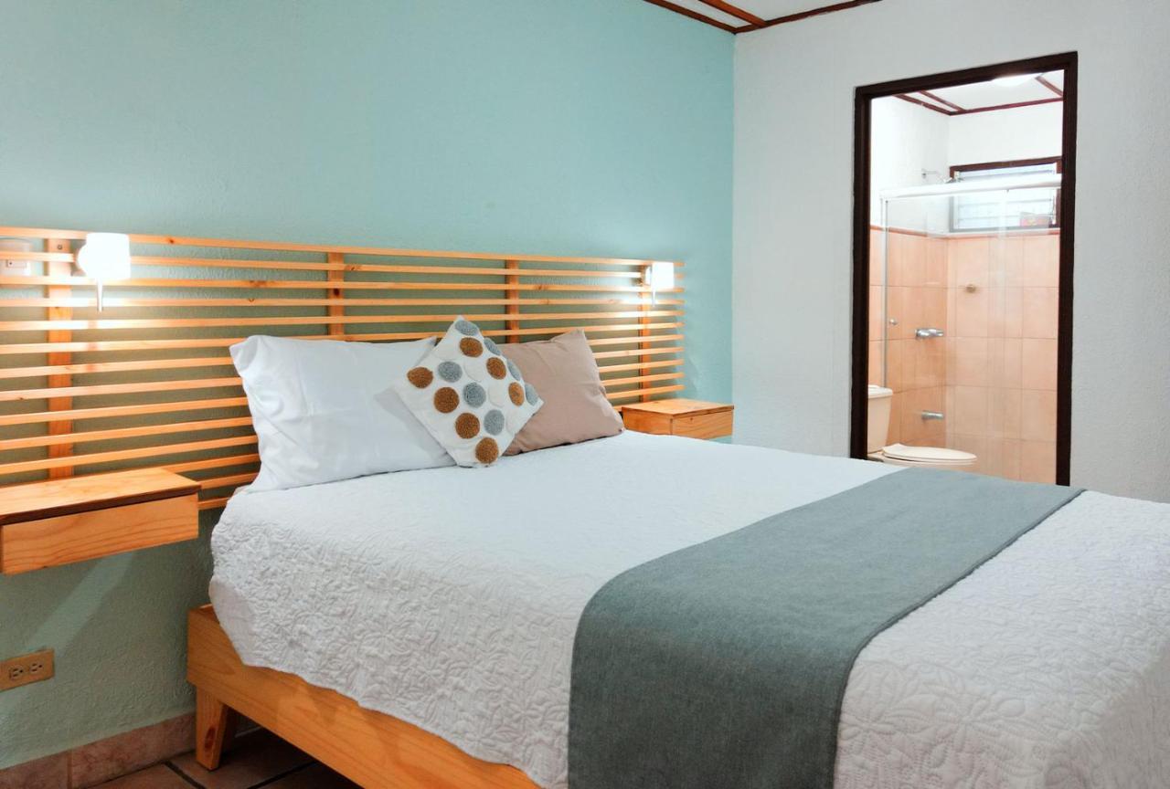 Trebol Amarillo Bed & Breakfast Эскасу Экстерьер фото